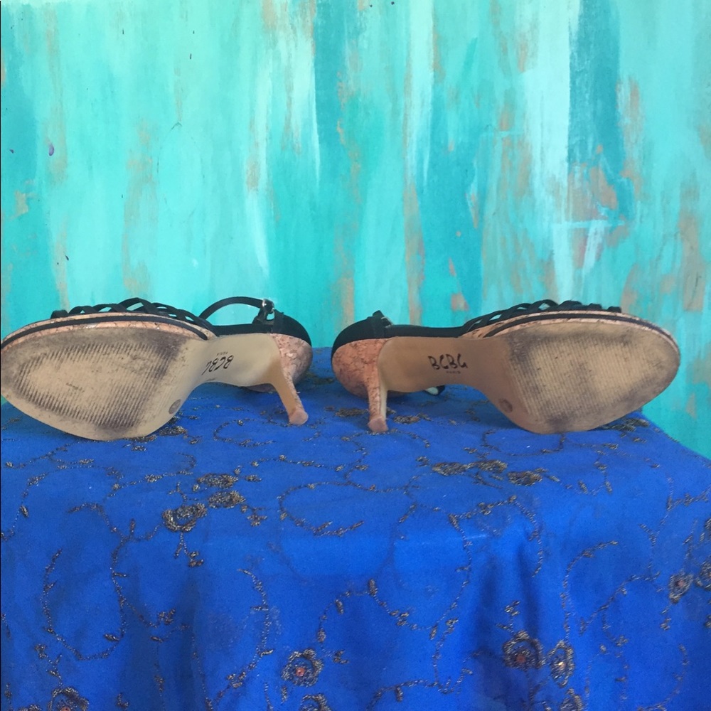 Shoes - Picture 5 of 5